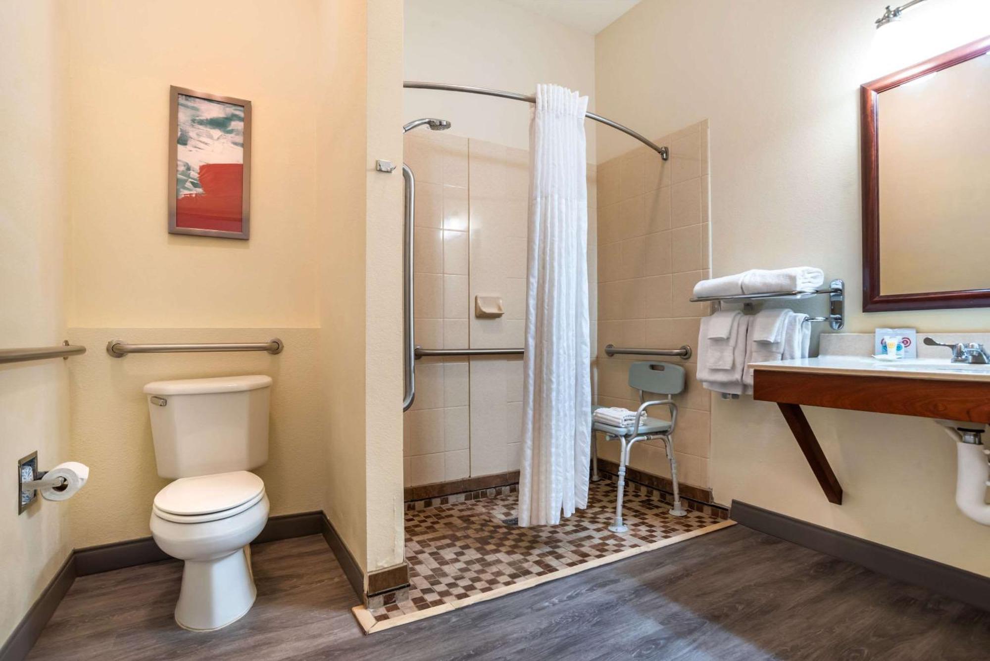 Comfort Inn & Suites Crestview Kültér fotó